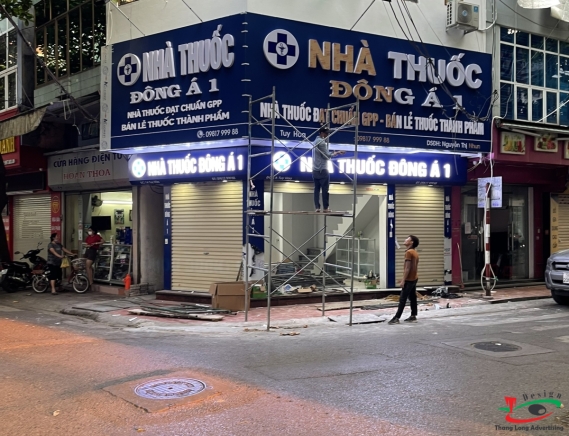 THI CÔNG BIỂN QUẢNG CÁO NHÀ THUỐC KHẢI YÊN