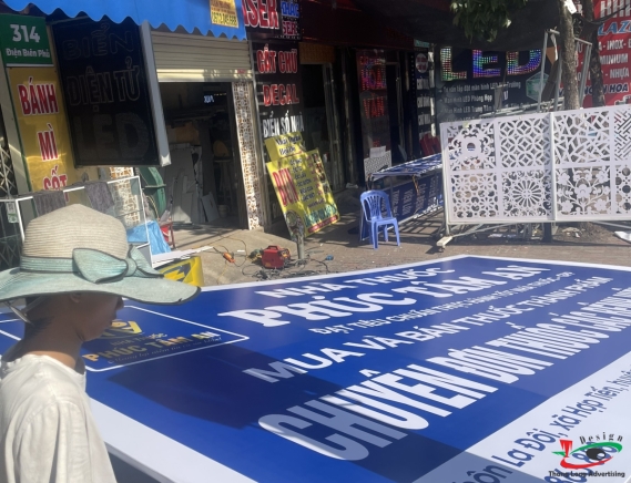 THI CÔNG BIỂN QUẢNG CÁO NHÀ THUỐC KHẢI YÊN