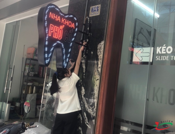 Biển LED Răng 2 Mặt