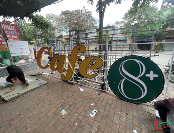 THI CÔNG BIỂN CÀ PHÊ 8+ TẠI PHỐ ẨM THỰC TUỆ TĨNH