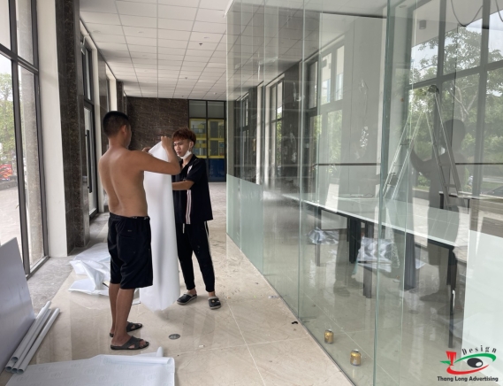 DÁN ĐỀ CAN CỬA KÍNH
