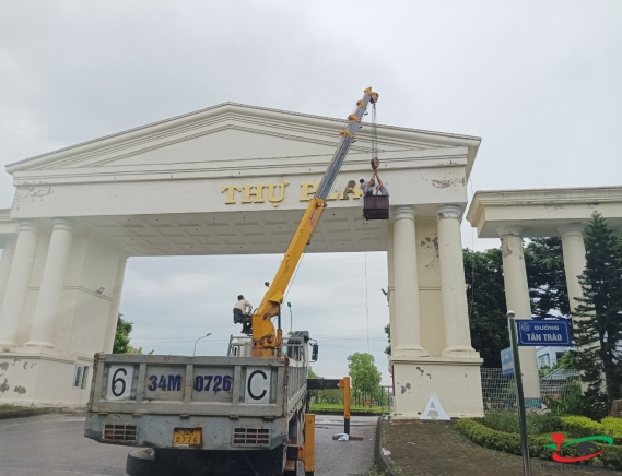 CHỮ INOX CHÂN DỰNG NỔI SANG TRỌNG 