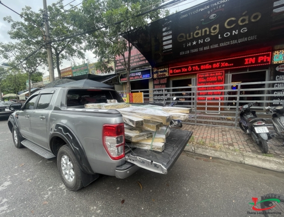 CHỮ INOX CHÂN DỰNG NỔI SANG TRỌNG 