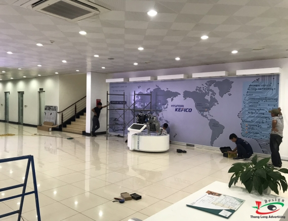 THI CÔNG BIỂN SẢNH LỄ TÂN ĐÓN KHÁCH