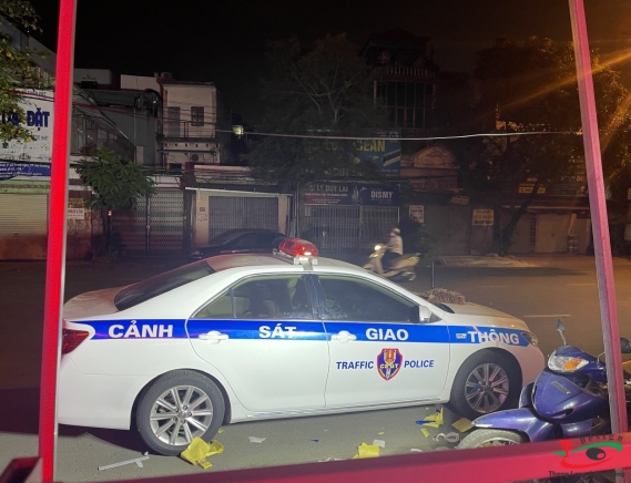 TRANH DÁN TỦ TRANH NỘI THẤT IN UV Ở HẢI DƯƠNG