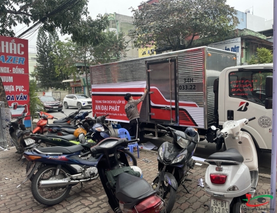 DÁN ĐỀ CAN PHẢN QUANG MỸ XE CẢNH SÁT GIAO THÔNG