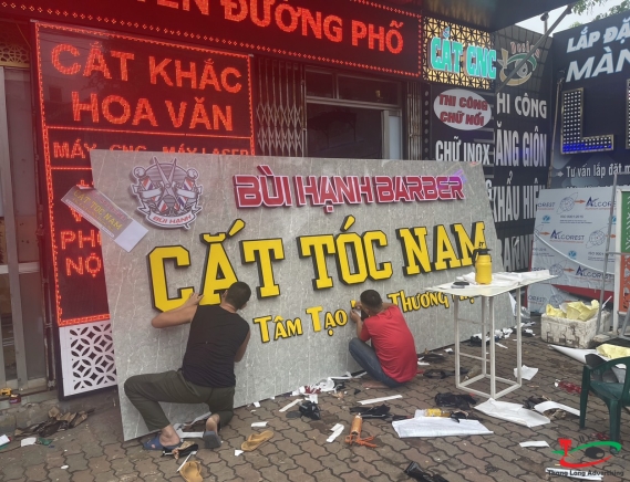 THI CÔNG BIỂN BARBER - CẮT TÓC NAM
