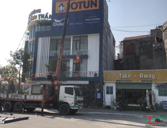 THI CÔNG BIỂN QUẢNG CÁO UY TÍN Ở TẠI CHÍ LINH HẢI DƯƠNG