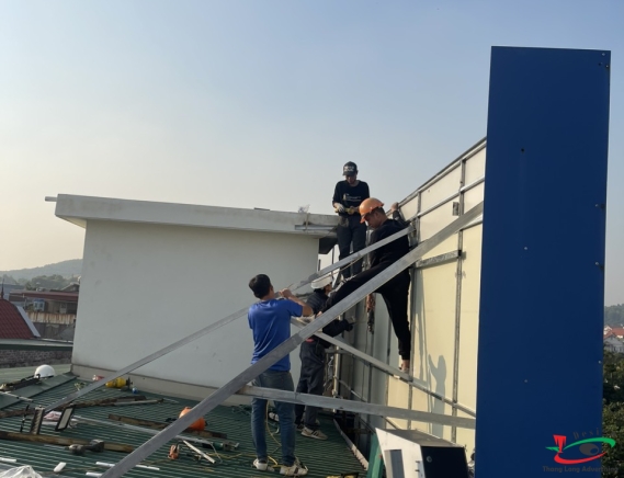 THI CÔNG BIỂN QUẢNG CÁO UY TÍN Ở TẠI CHÍ LINH HẢI DƯƠNG