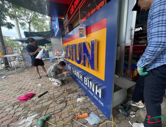 THI CÔNG BIỂN QUẢNG CÁO UY TÍN Ở TẠI CHÍ LINH HẢI DƯƠNG