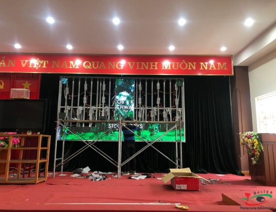 THI CÔNG MÀN HÌNH LED P3