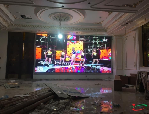 THI CÔNG MÀN HÌNH LED P3