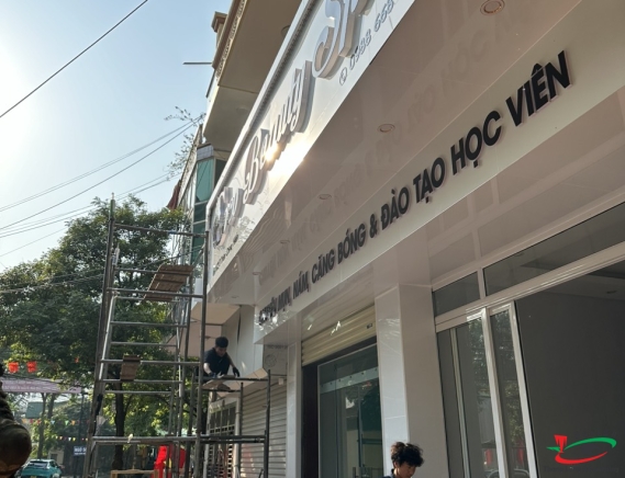 Thi Công Biển Spa