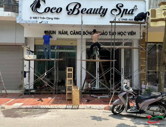 Chữ Nổi Mika hắt sáng LED Spa