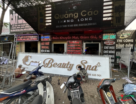 Chữ Nổi Mika hắt sáng LED Spa