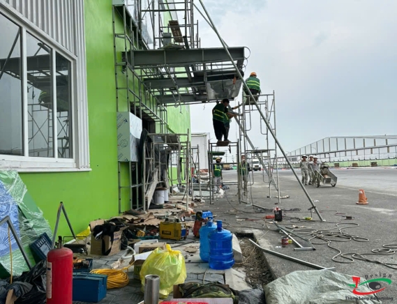THI CÔNG ỐP ALUMINIUM MÁI SẢNH CÔNG TY AN PHÁT NAM SÁCH HẢI DƯƠNG