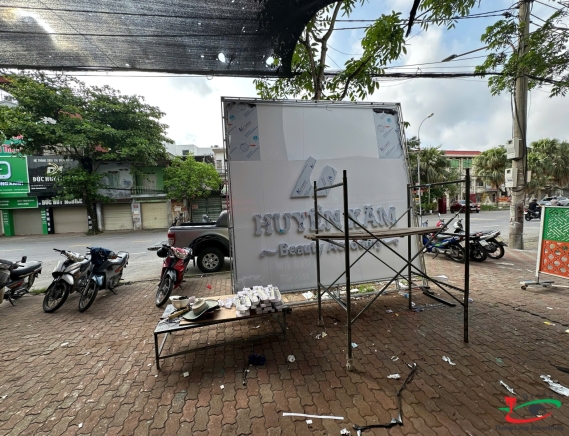 BIỂN PHUN THÊU THẨM MỸ