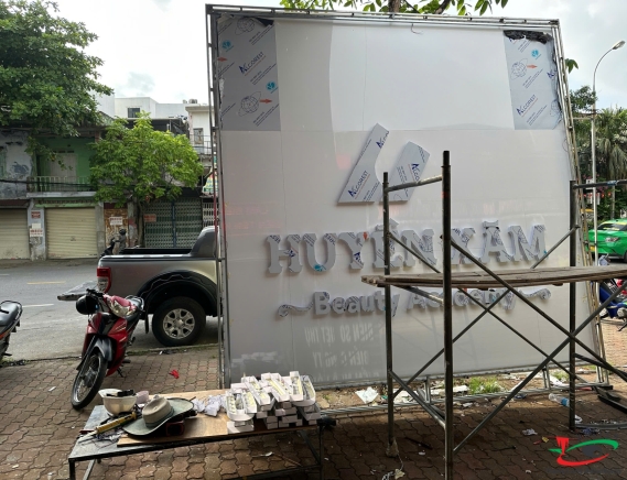 BIỂN PHUN THÊU THẨM MỸ